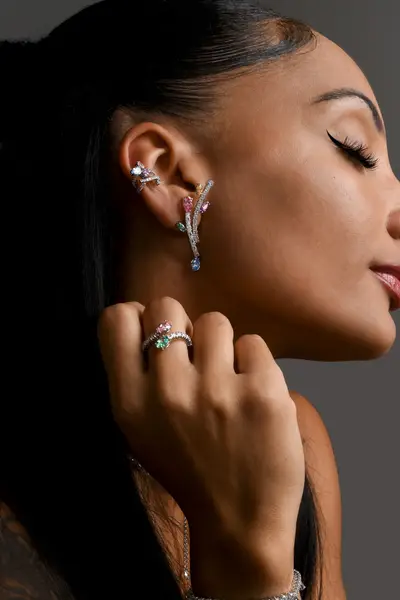 Photographie beauté et bijoux en studio par MGLens